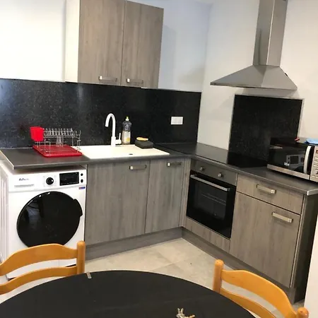 Appartement En Centre Ville Hyères Exterior foto